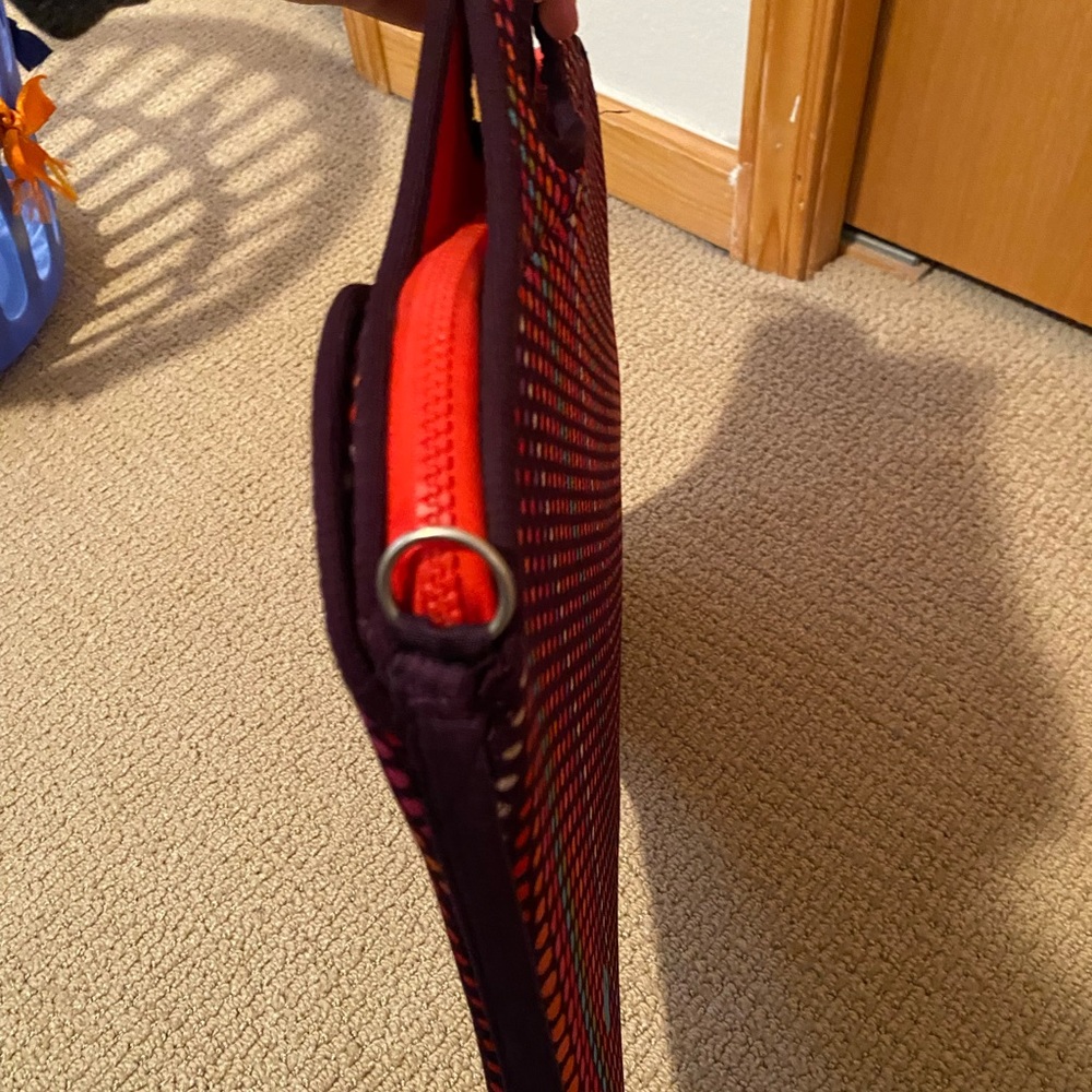 BUILT NY laptop portfolio 15.4” wide. Great bag for laptop, extra pocket - Picture 9 of 11